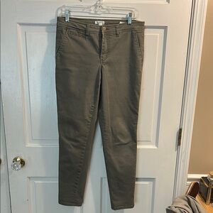 Market & Spruce Olive Ankle Pants